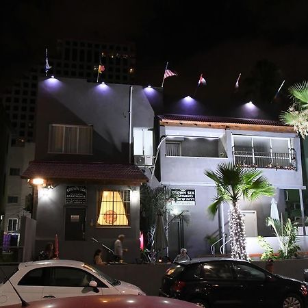 Crown Sea Hostel Tel Aviv Exterior foto